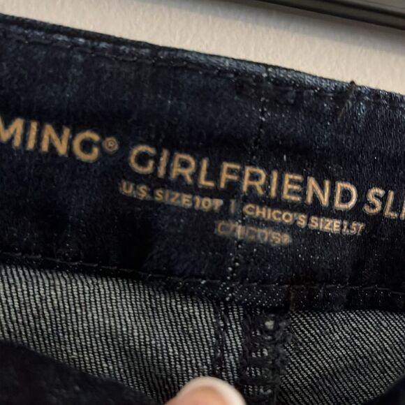 Chico's Dark Blue So Slimming Girlfriend Slim Leg Ankle Jeans - Picture 3 of 10